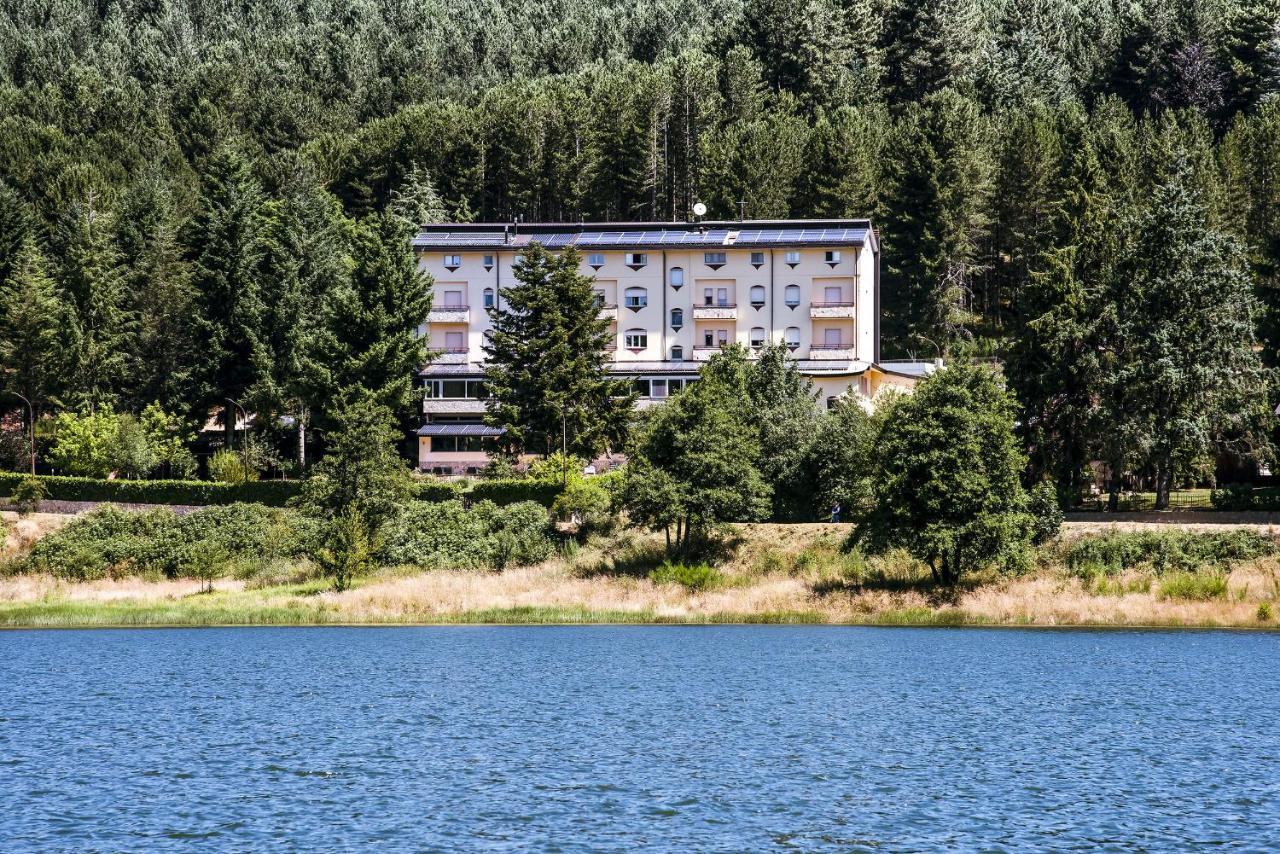 Hotel Park 108 Sport&Wellness Lorica Bagian luar foto