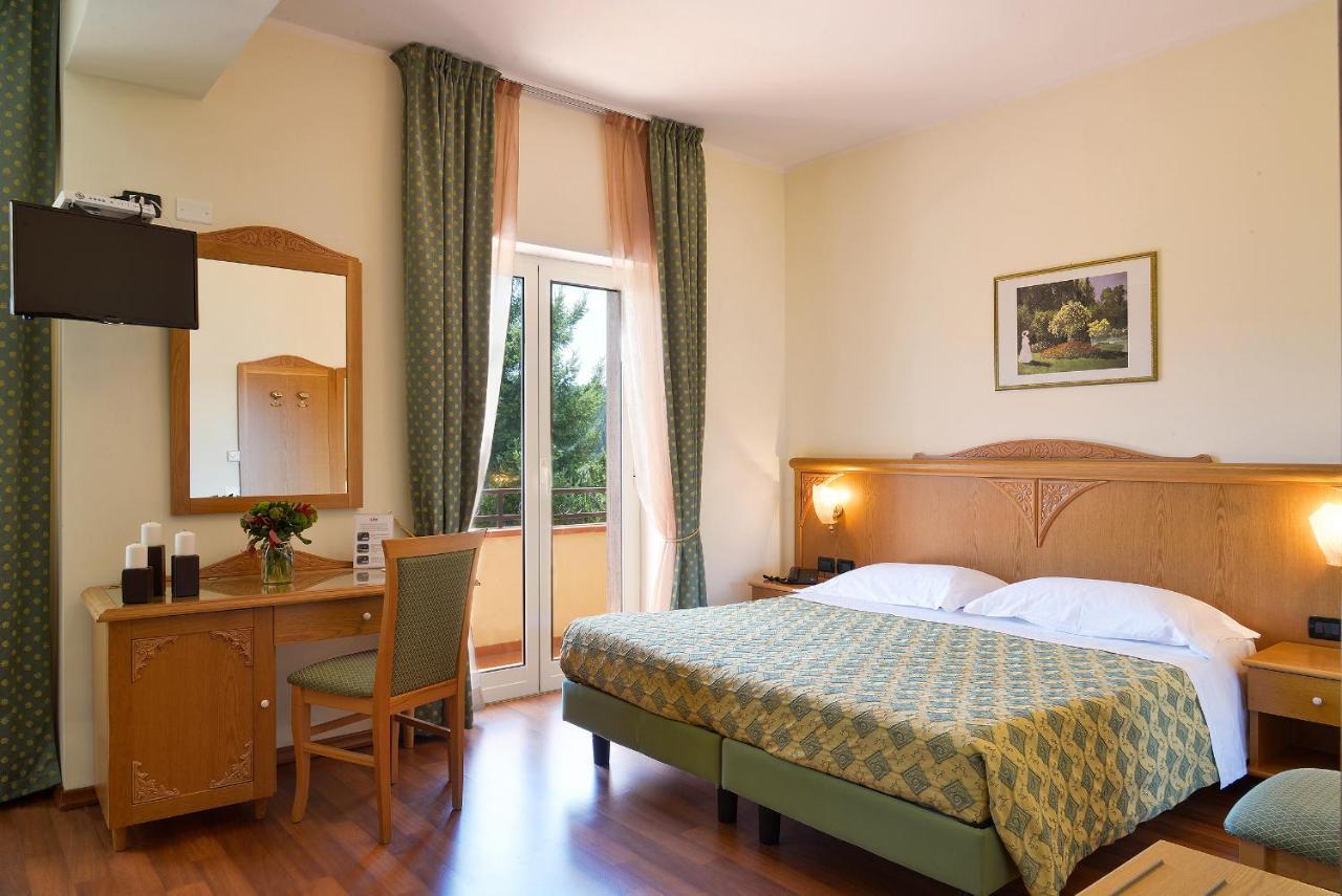 Hotel Park 108 Sport&Wellness Lorica Bagian luar foto